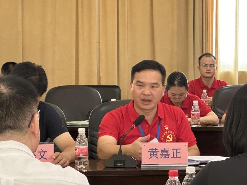 说明: 说明: 22678234a1c4977f81e426c32d07337