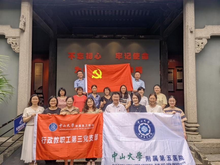 说明: 说明: 22678234a1c4977f81e426c32d07337